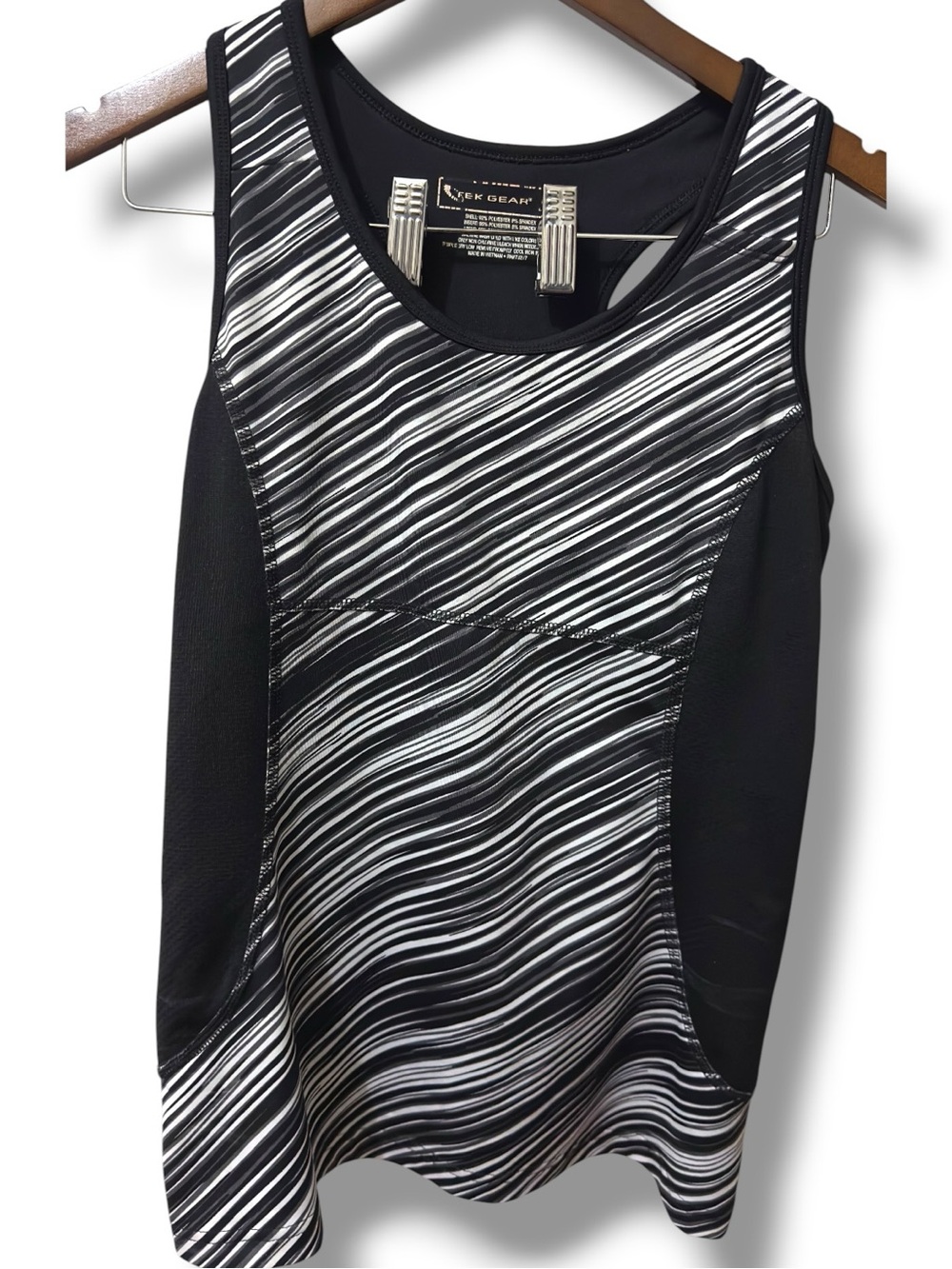 Tek Gear | EUC Black & White Striped Racerback Athletic Tank Top (size L) - Picture 2 of 7